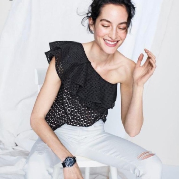 one shoulder ruffle top black